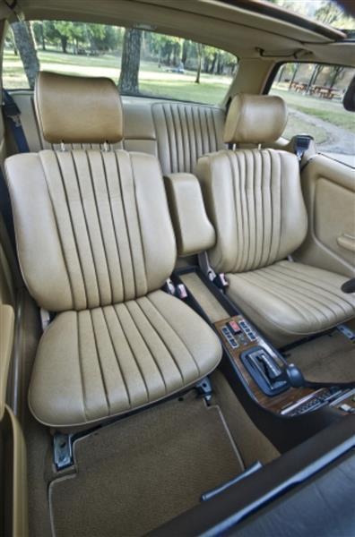 W123 Coupe seat covers MB TEX full set Mercedes parts online shopping MBZCLASSICPARTS GmbH